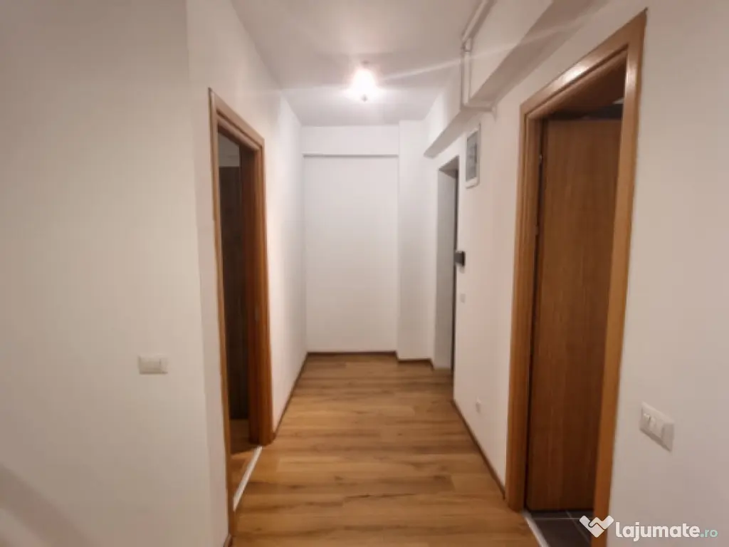 TRAIAN, 2 CAMERE 45 MP! 