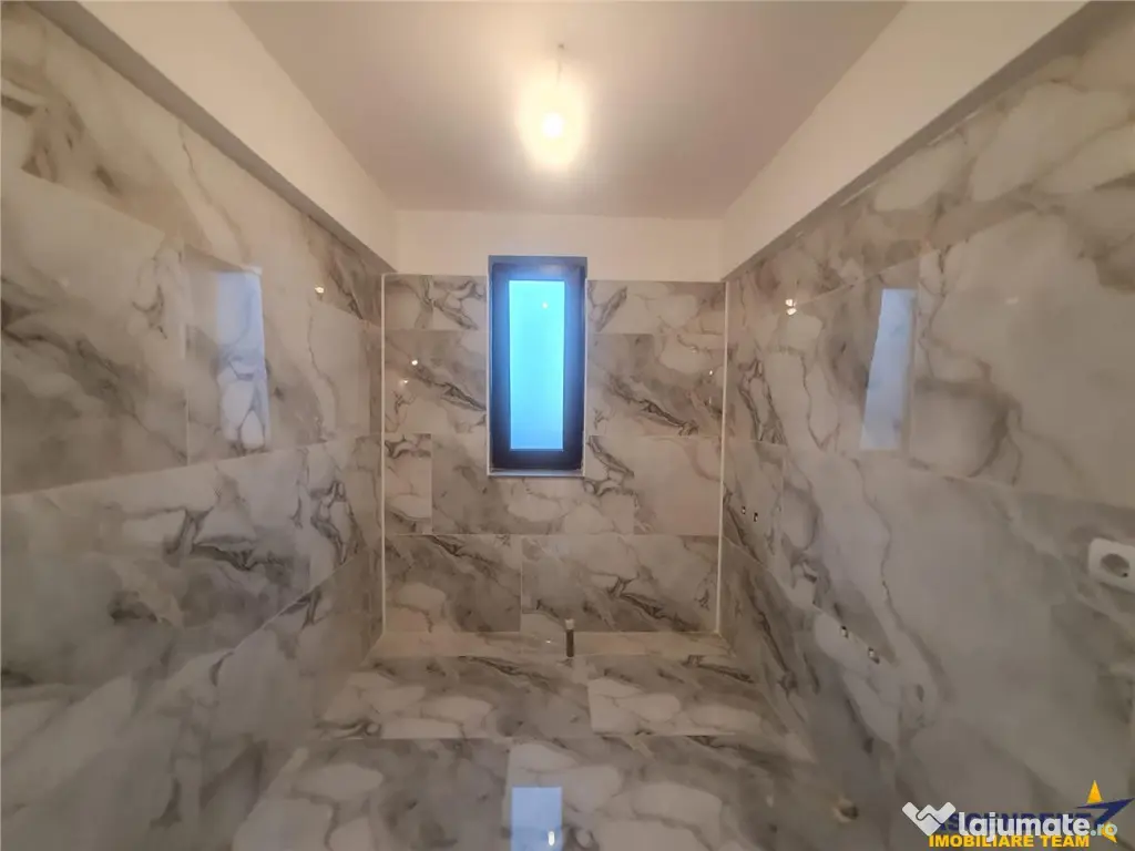 Vila superba cu 5 camere, intabulata 2025, P E, toate utilit 