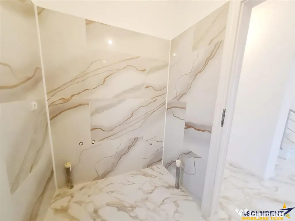 Vila superba cu 5 camere, intabulata 2025, P E, toate utilit 