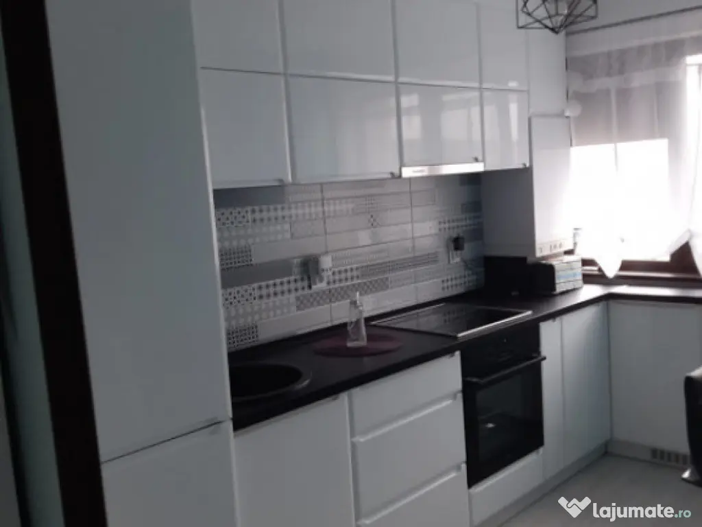 - Ultramodern! 3 camere cf. 1, zona Garii! 