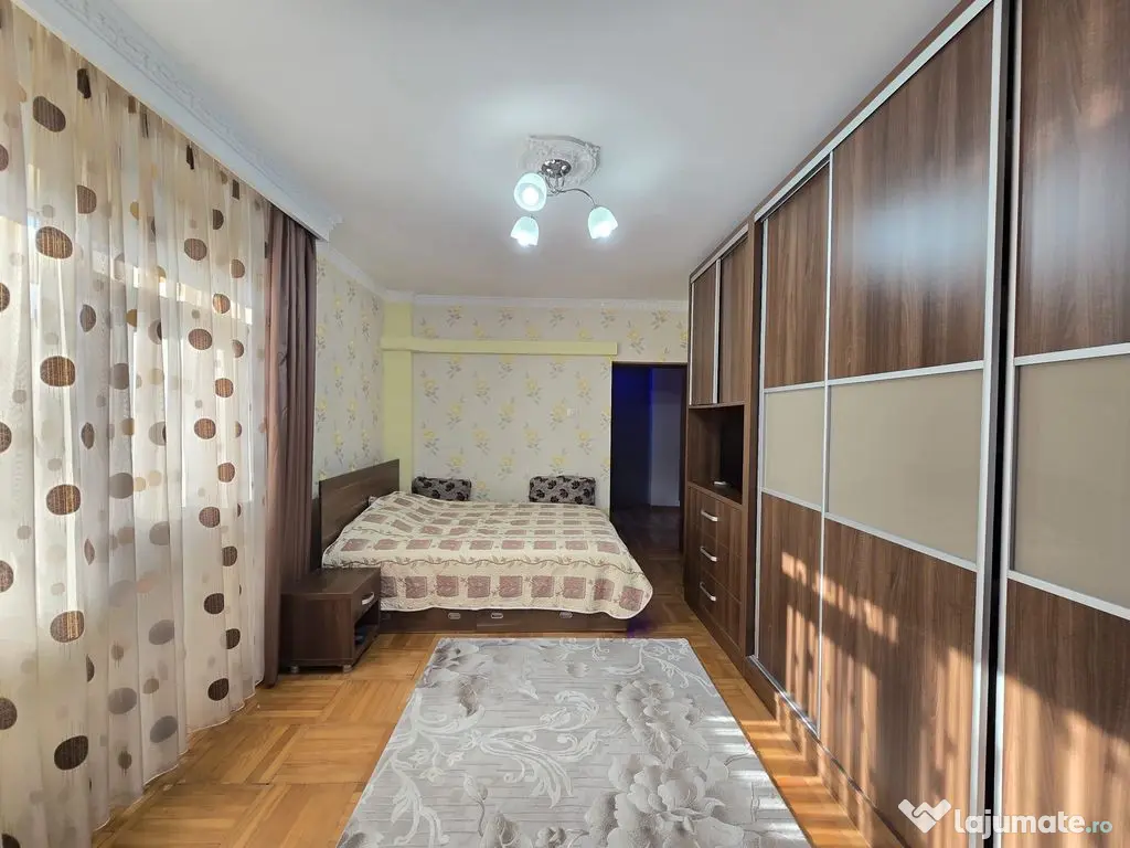 Casa D+P+E+M + Casa P+1 + Anexa | Teren 507mp | Zona cent... 