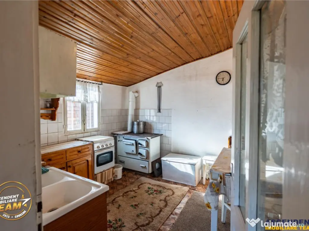 FILM! Casa traditionala, pe domeniu pretios, de 7.608 mp, Ce 