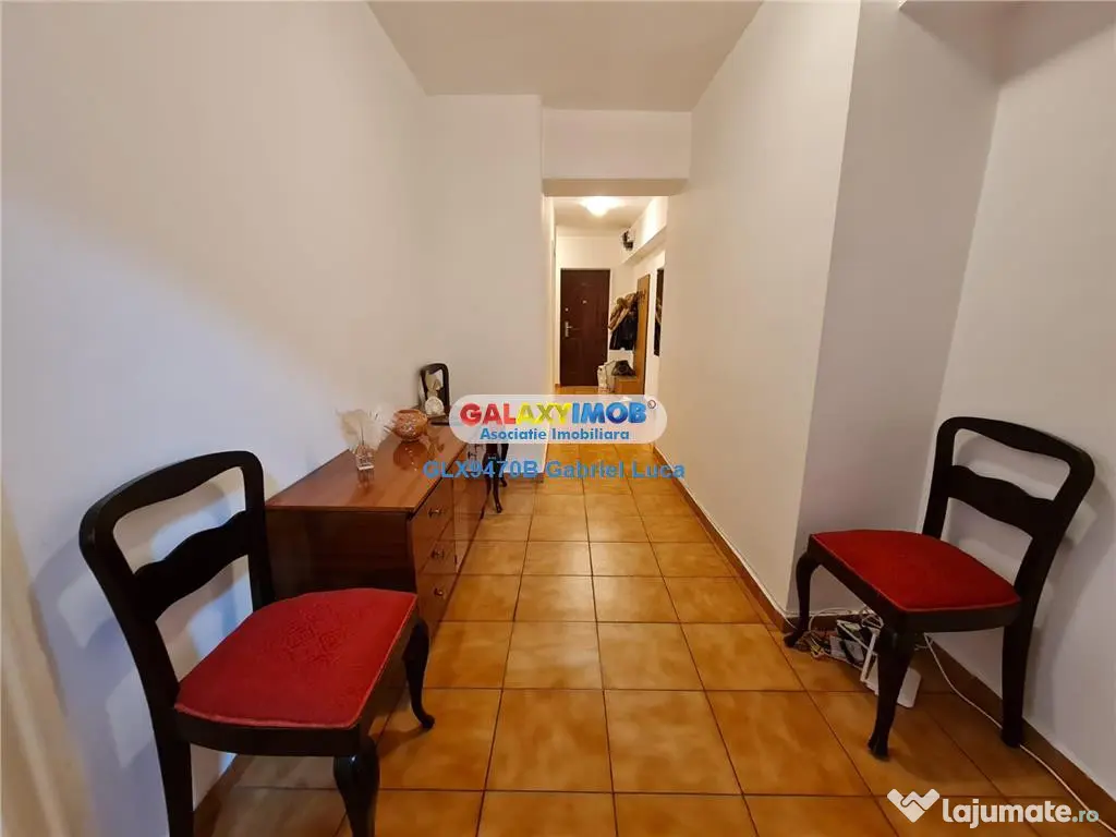 Apartament 69 mp | Decomandat | Metrou PIata Victoriei | Com 