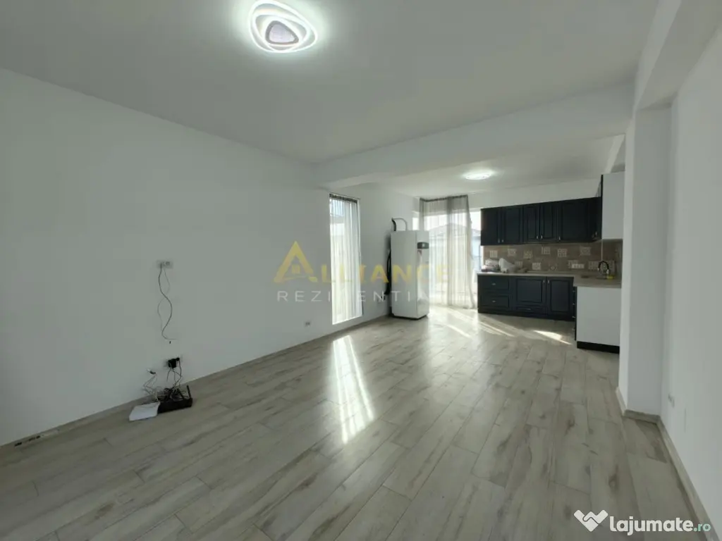 Casa individuala - 3 camere--PANOURI SOLARE 