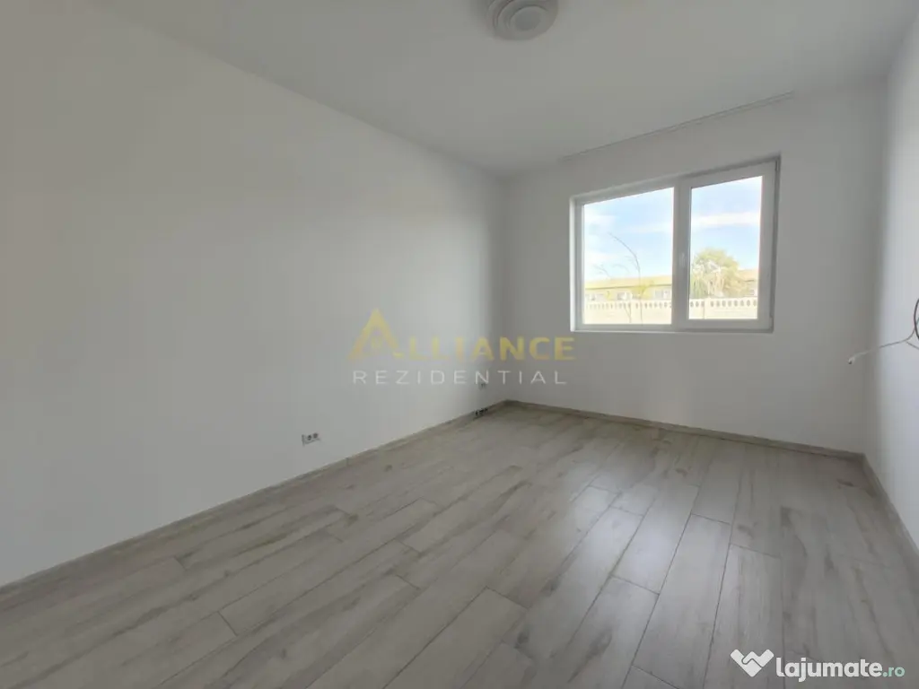 Casa individuala - 3 camere--PANOURI SOLARE 