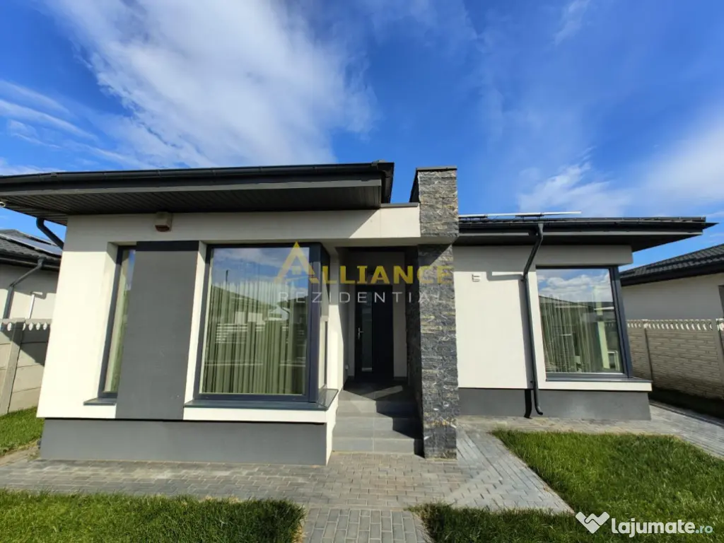 Casa individuala - 3 camere--PANOURI SOLARE 