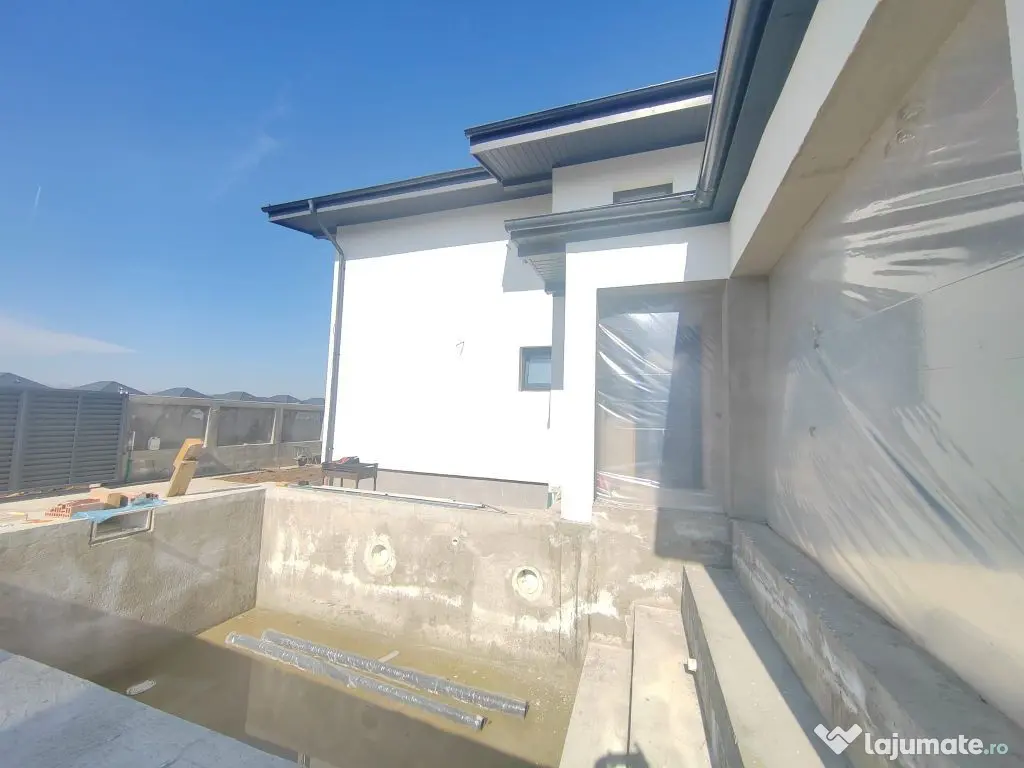 Pantelimon vila individuala ,piscina super constructie 
