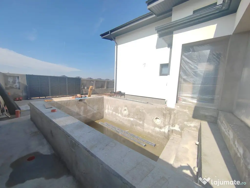 Pantelimon vila individuala ,piscina super constructie 