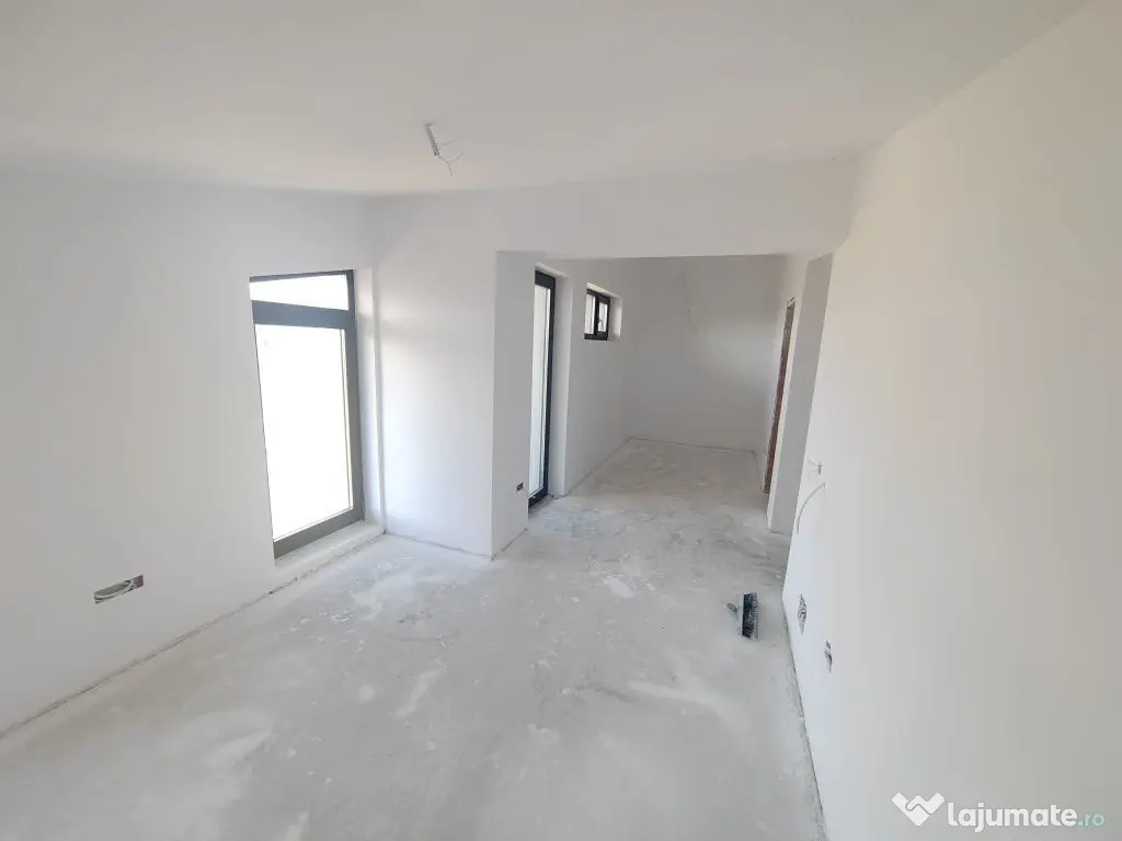 Pantelimon vila individuala ,piscina super constructie 