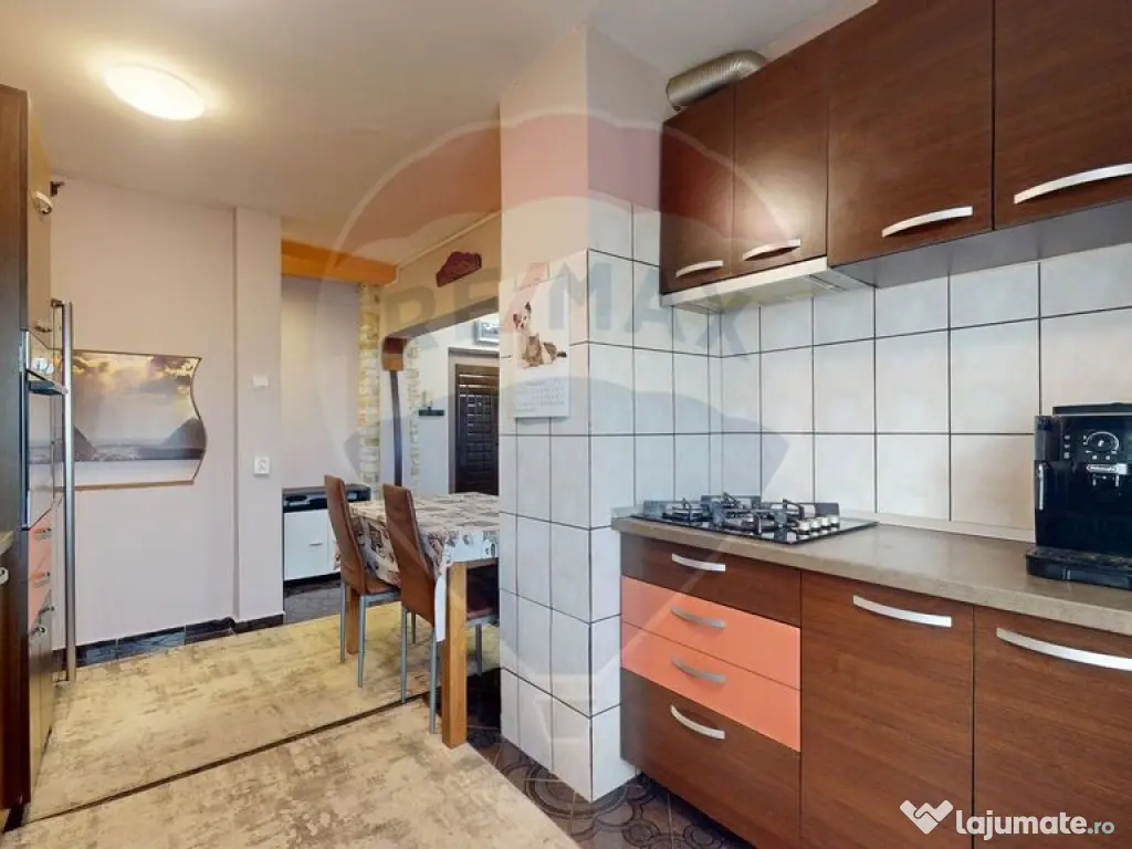 Apartament 3 camere | Decomandat | 81 mp | Parcare | Mobi... 