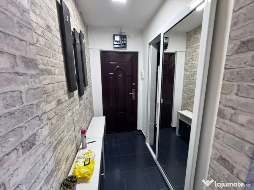 Apartament 2 camere de vanzare, situat in zona Groapa - Inel 