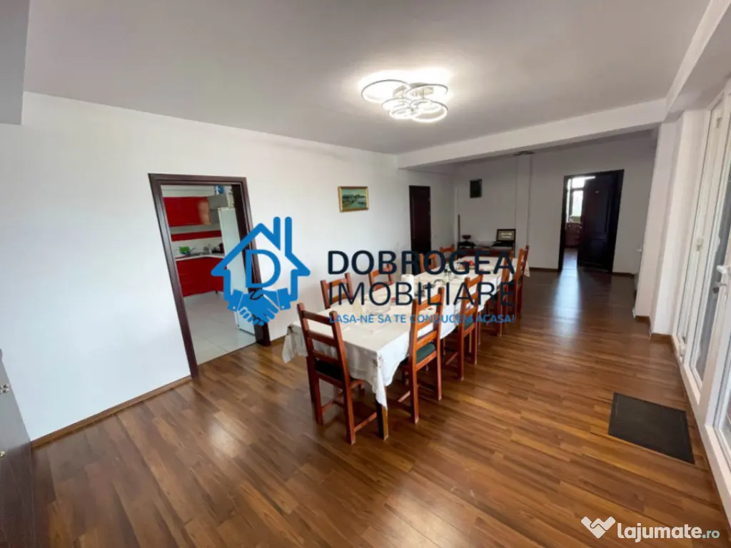 ZONA 9 MAI- CASA VILA D+P+E1+E2+M 