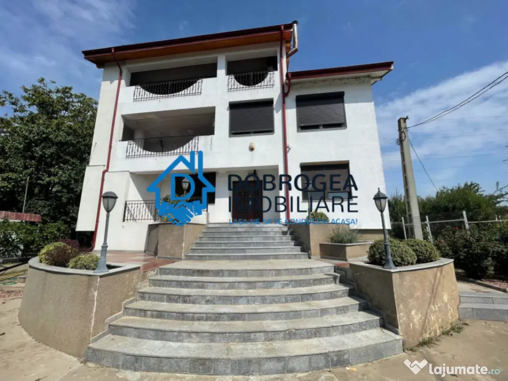 ZONA 9 MAI- CASA VILA D+P+E1+E2+M 