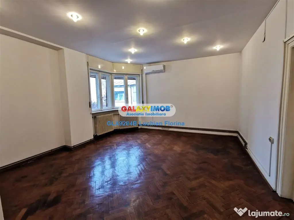 Apartament 3 camere, decomandat, boxa I Occidentului 