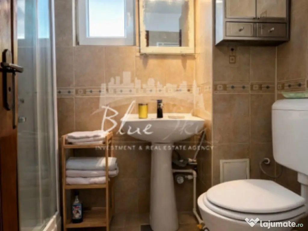 Apartament 3 camere situat în zona Peninsula – Cazino, mo 