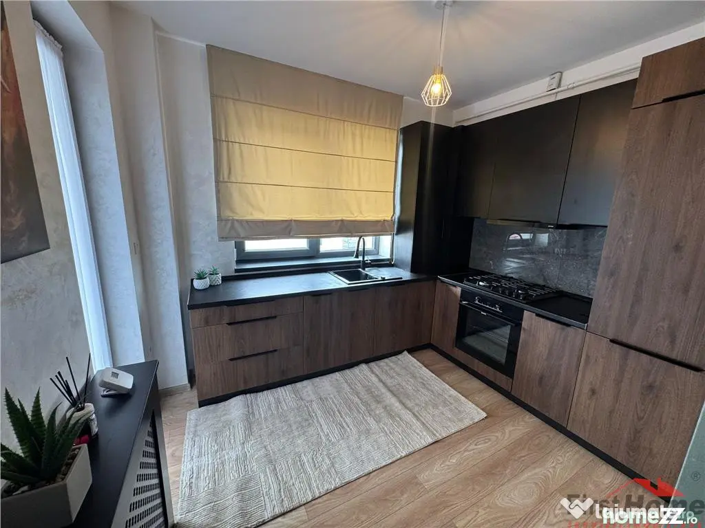 Ap de lux 2 cam, etaj 2(lift), bloc 2024, parcare, Complex V 