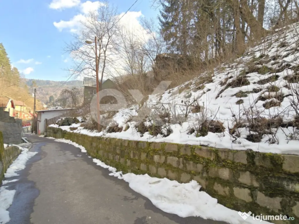 Teren 451 mp – Strada Variștei, Schei | loc pentru o cas?