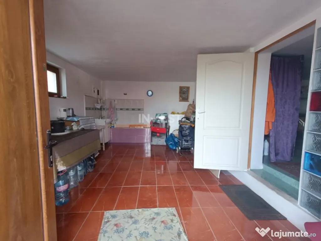 CASA INDIVIDUALA , ZONA TOMESTI, 5 CAMERE 