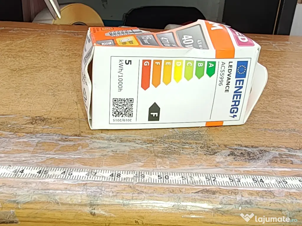 Bec led Osram Sfera E14 5w 470 lmn lumina calda B1120 