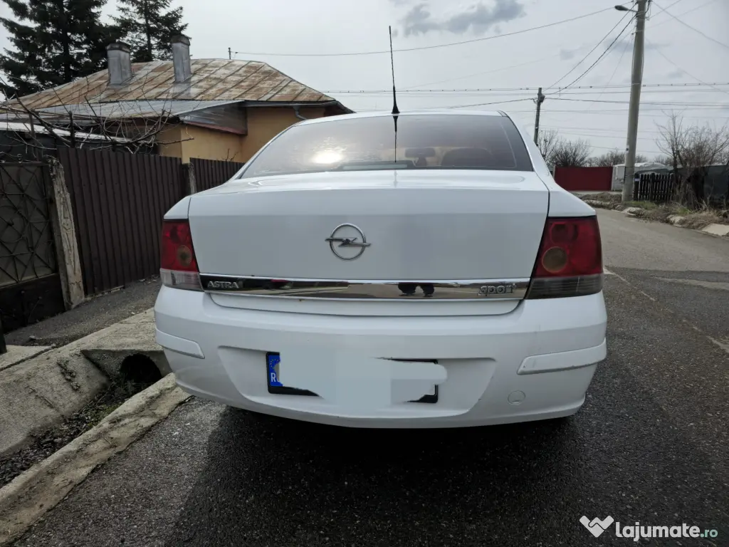 Opel Astra H 1.6 16V 116CP Masina de familie, motor fiabil, intretinuta