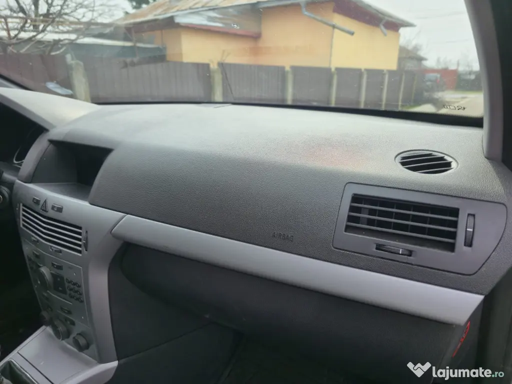 Opel Astra H 1.6 16V 116CP Masina de familie, motor fiabil, intretinuta