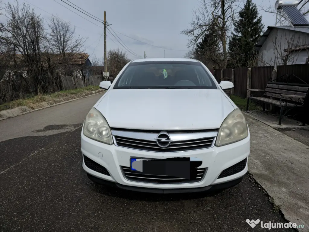 Opel Astra H 1.6 16V 116CP Masina de familie, motor fiabil, intretinuta