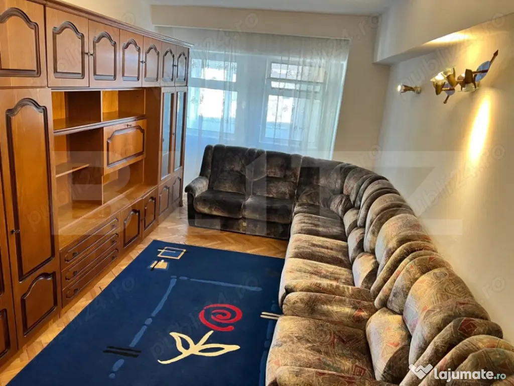 Apartament ultra central 4 cumare cu priveliste pe centru pi 