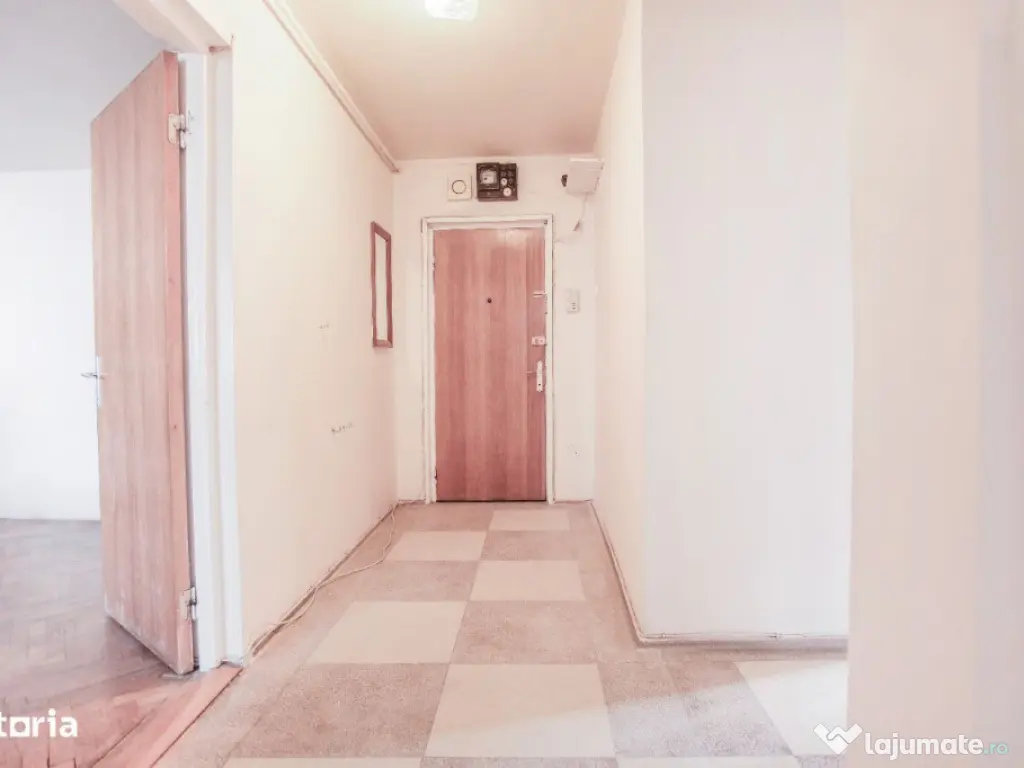 Apartament de 3 camere zona Griviței, 