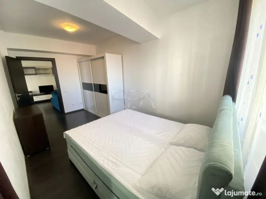 3 camere- Semidecomandat-Parcul Sebastian 