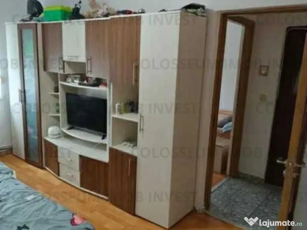 Apartament 2 camere, decomandat - zona Florilor 