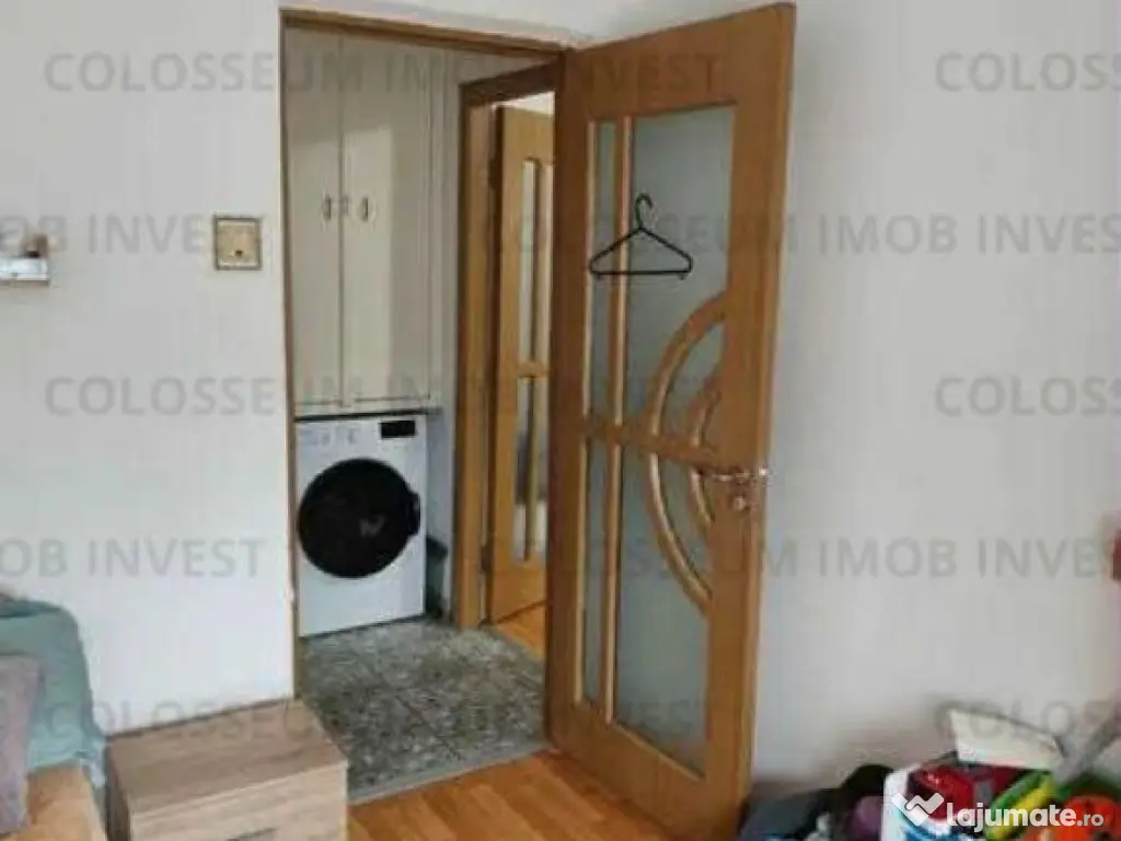 Apartament 2 camere, decomandat - zona Florilor 
