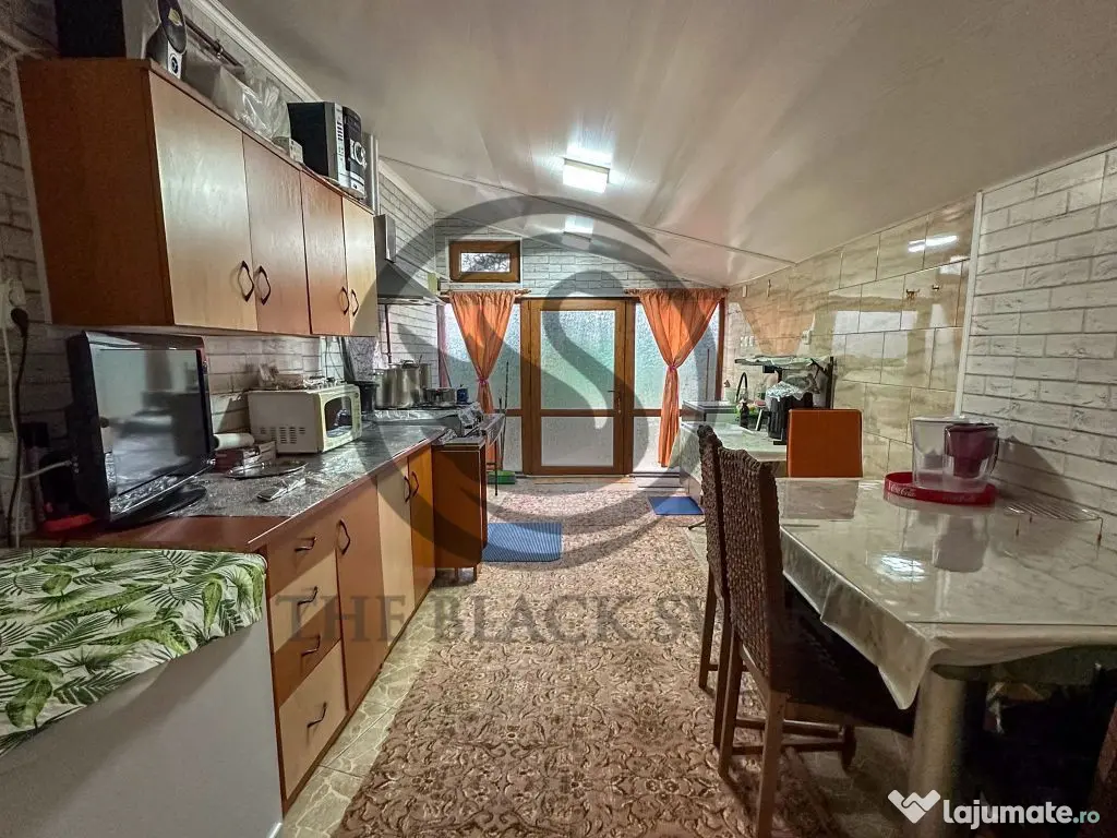 Casa cu 5 camere de vanzare l Cocorastii Colt - Prahova l... 