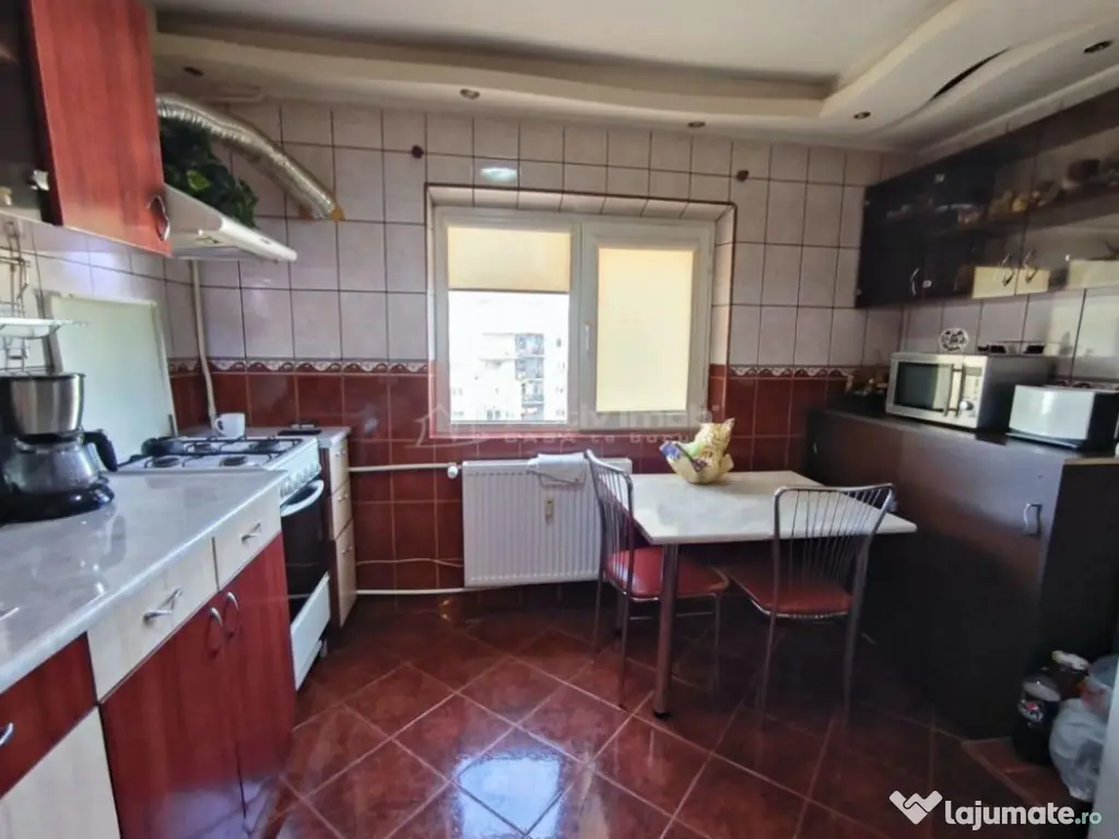 Metrou Brancoveanu - garsoniera moderna - mobilata si utila 