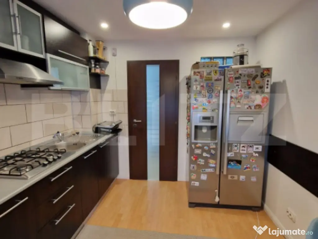 Apartament 3 camere, decomandat, 73 mp, Cornitoiu, zona Cons 