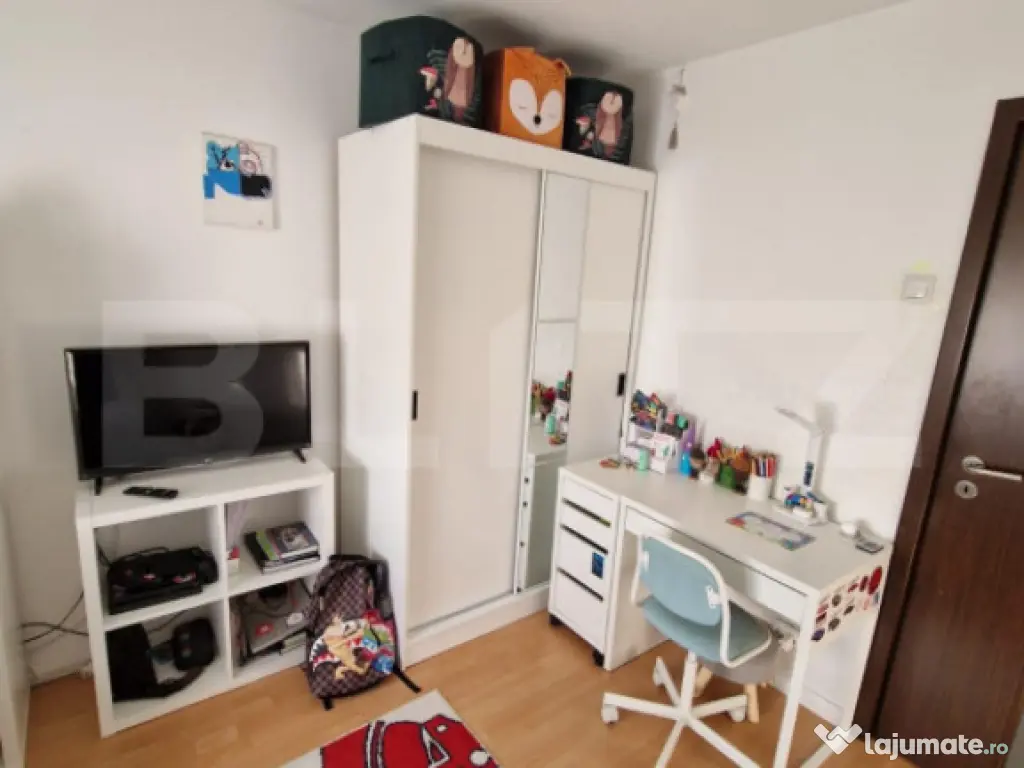 Apartament 3 camere, decomandat, 73 mp, Cornitoiu, zona Cons 