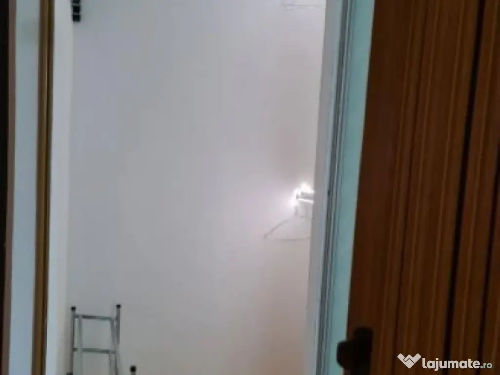 Vitan mall etaj 4 open vlad judetul 