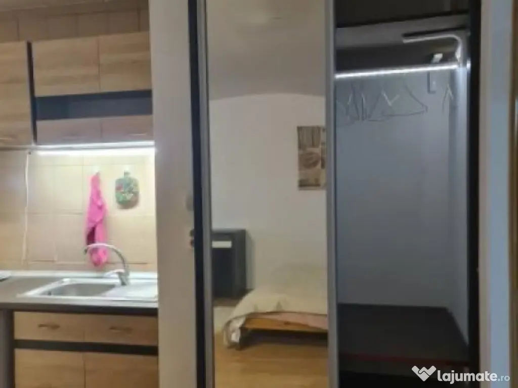 Vitan mall etaj 4 open vlad judetul 