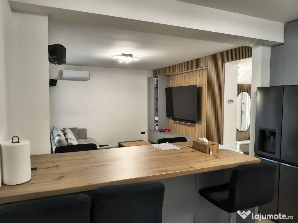 Vila hi-tech-smart,mob-util total,5cam,3bai,2parcari,tere... 