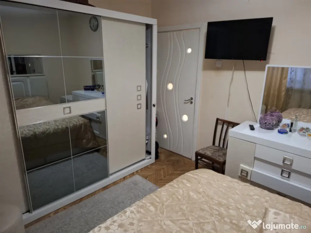 Apartament 3 camere, 61.93 mp, zona Ultracentral