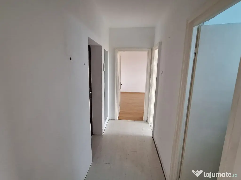 Apartament de vanzare in Constanta, Gara - 2 camere 