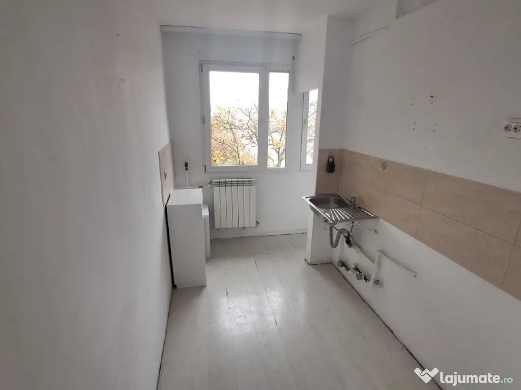 Apartament de vanzare in Constanta, Gara - 2 camere 