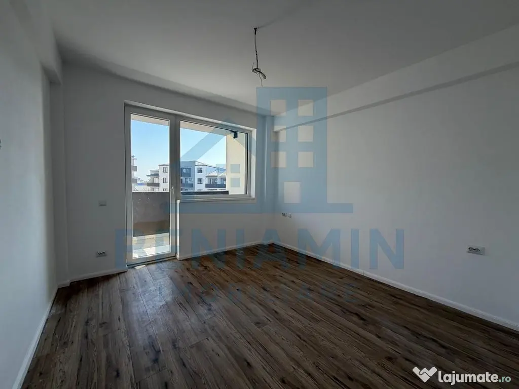 4 camere - bloc nou - 100mp - loc parcare - Happy Residence 