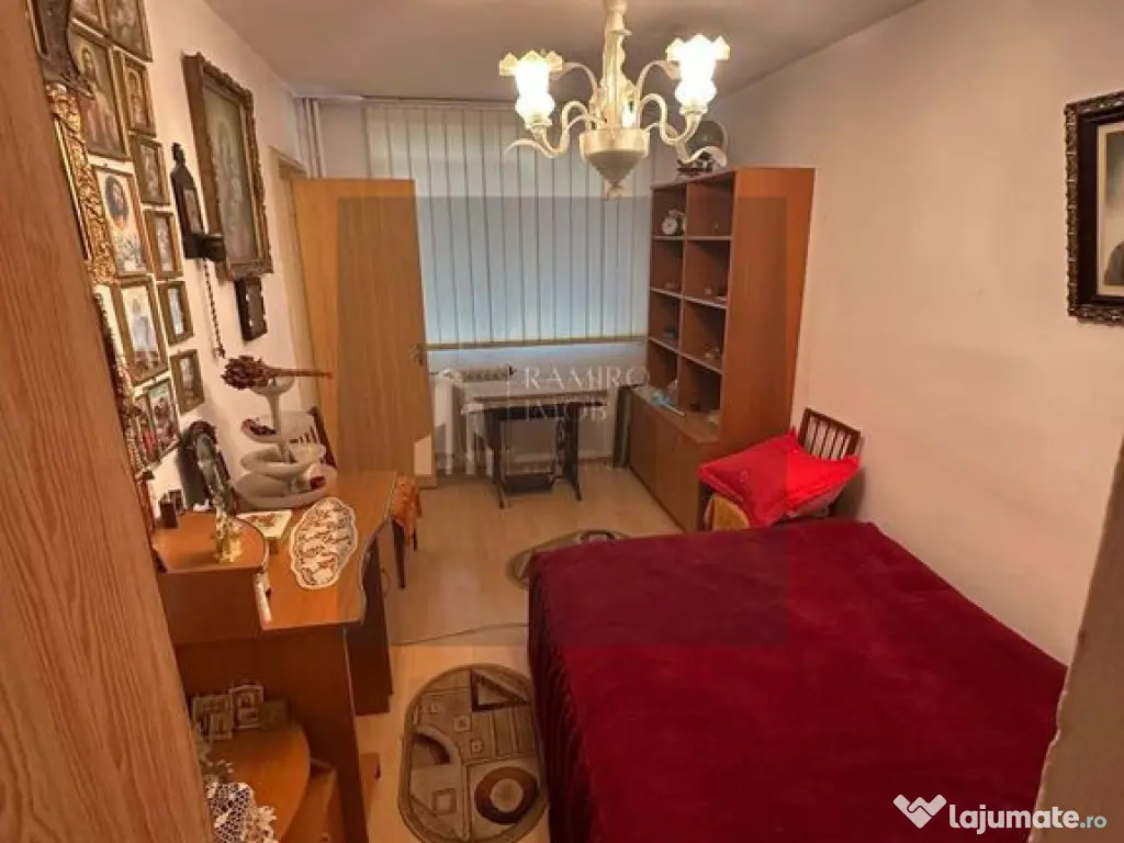 Apartament 3 camere Piata Progresul /etaj 2 