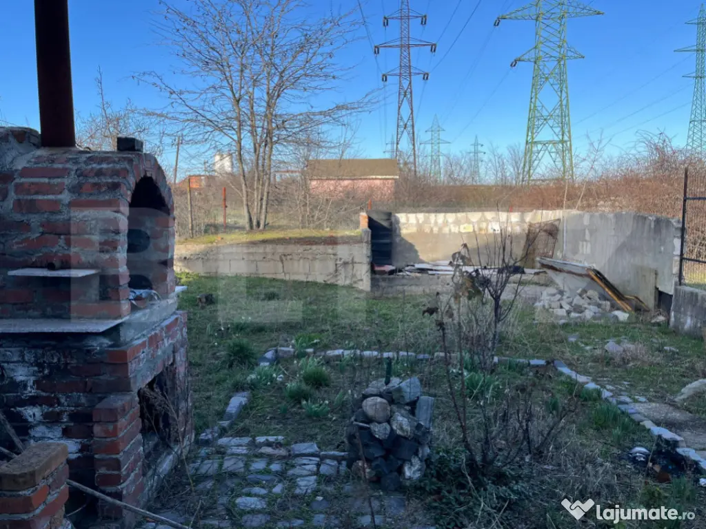 Casa P+M, 500 mp teren, deschidere bilaterala, Drumul Apelor 