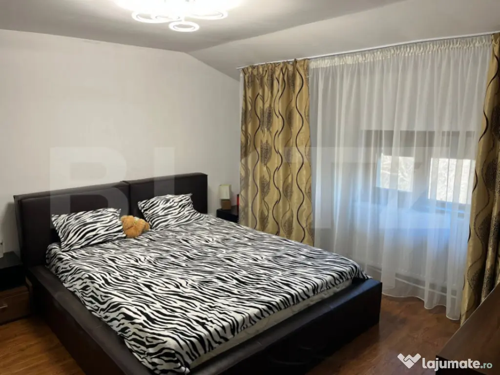 Casa P+M, 500 mp teren, deschidere bilaterala, Drumul Apelor 