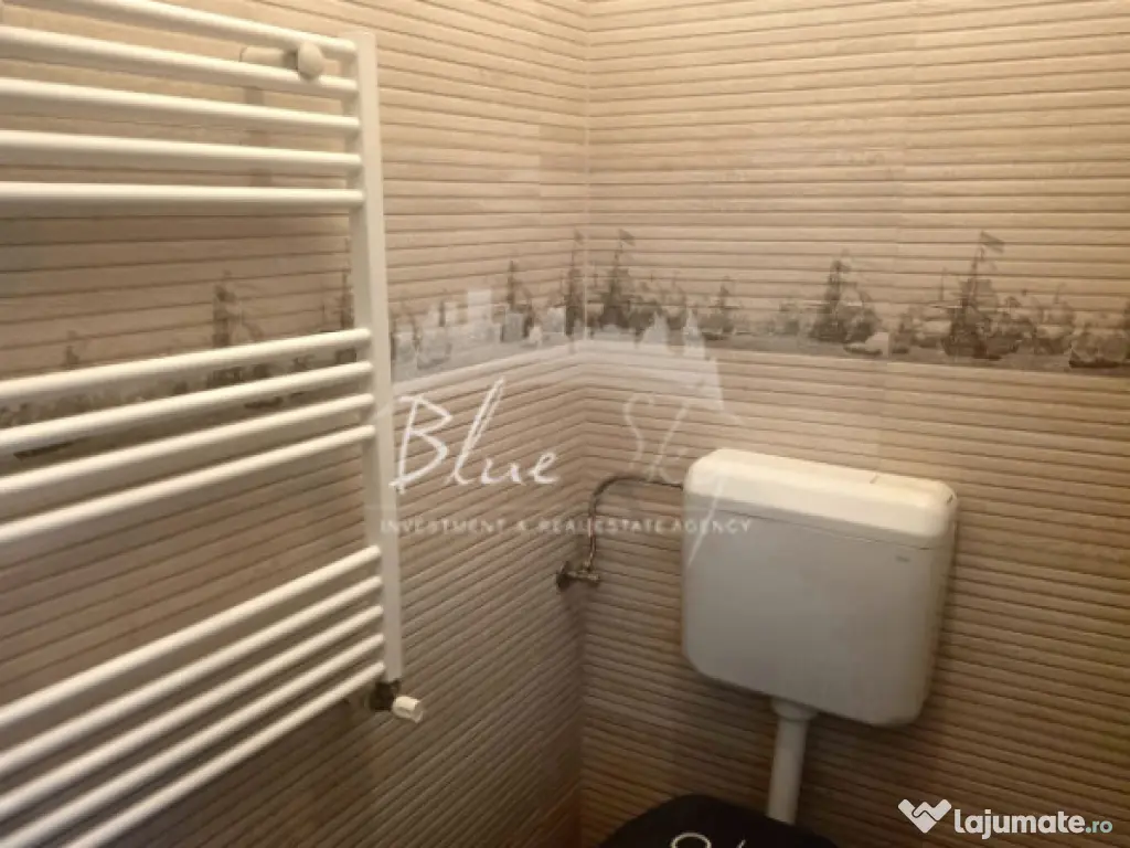 Casă 3 camere – Bd. Mamaia, zonă centrală, mobilată pe 