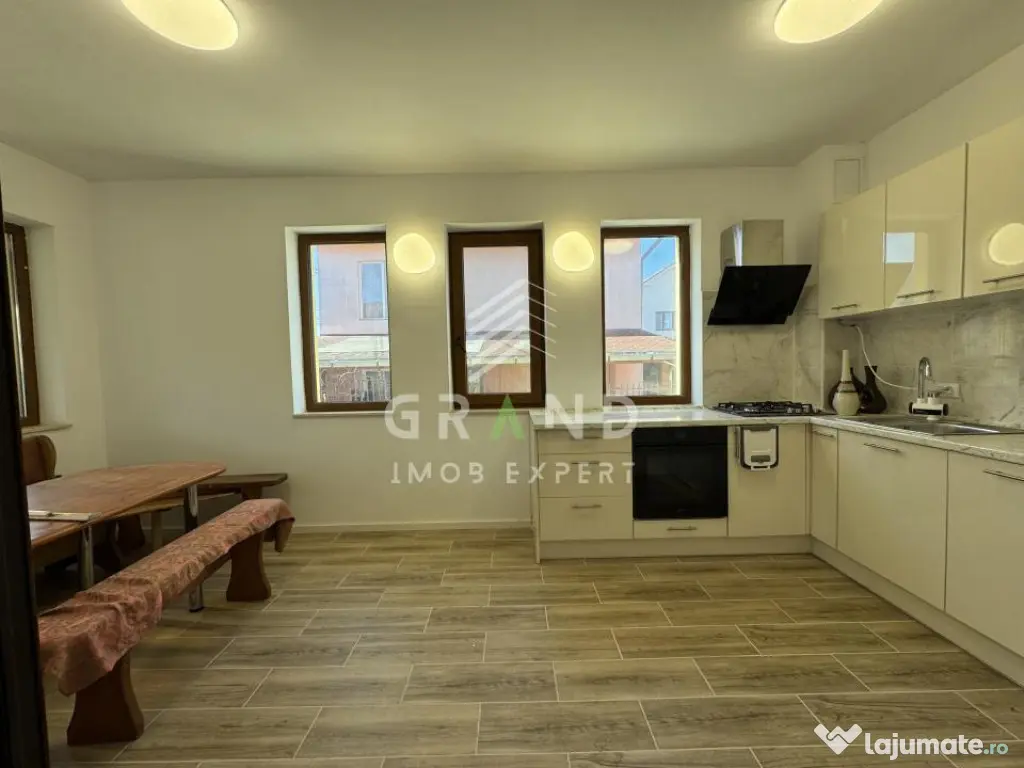 Casă individuală–160 mp | 5 camere | 4 bai | 4 parcări 