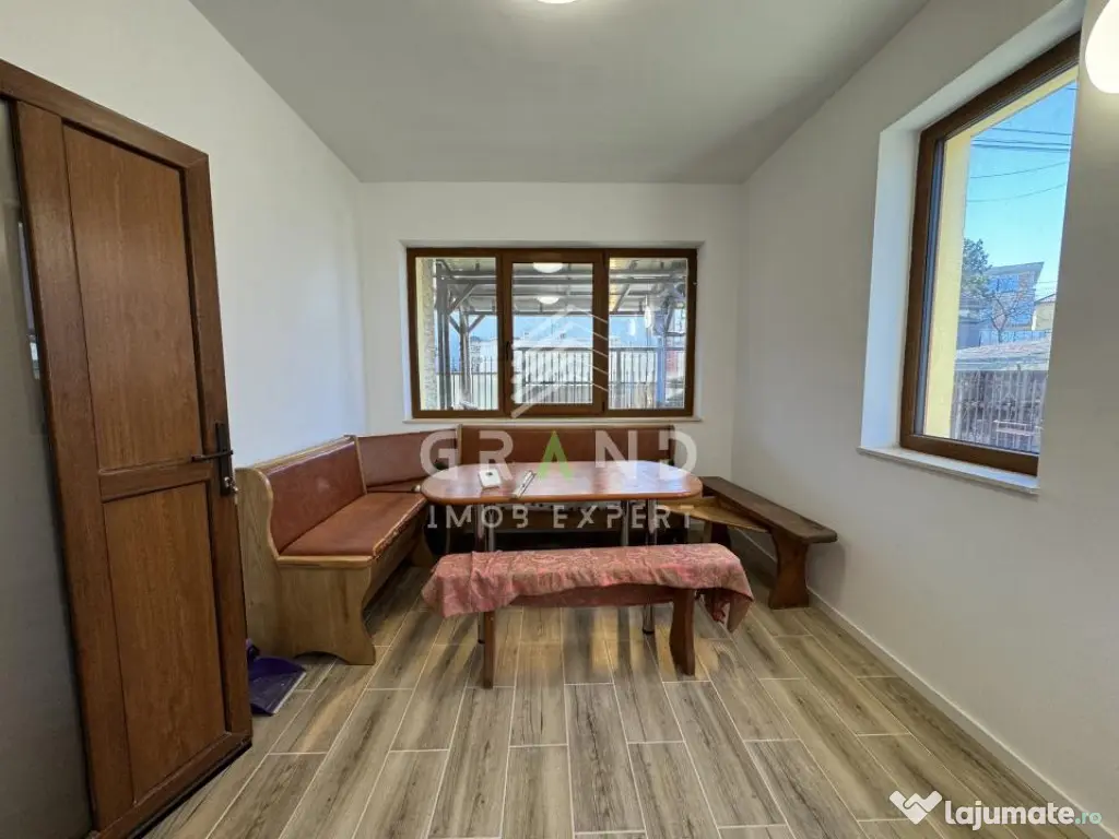 Casă individuală–160 mp | 5 camere | 4 bai | 4 parcări 
