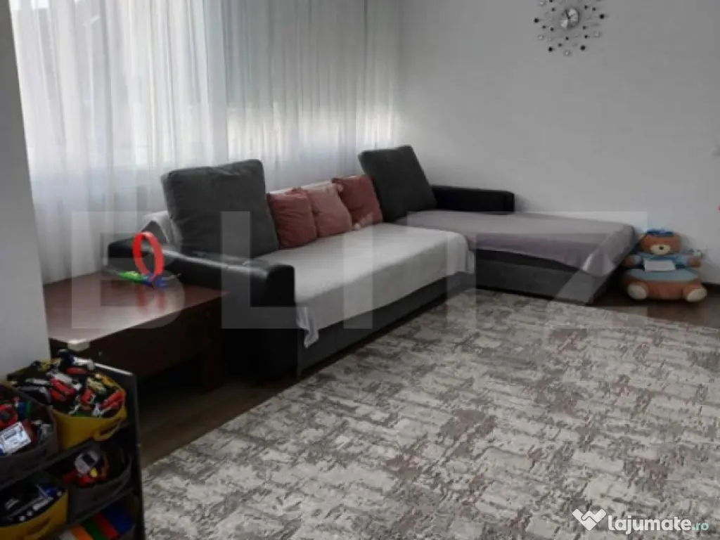 Apartament 2 camere, decomandat Str.Putna, Burdujeni (zona R 