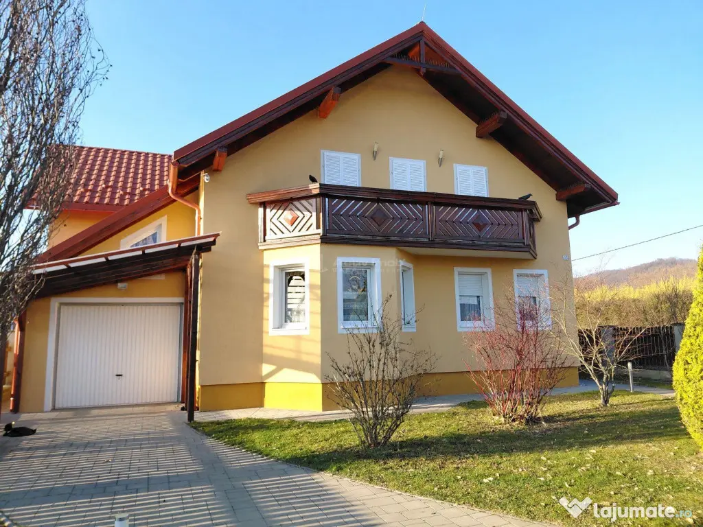 Casa individuala 275 mp | Teren 17 Ari | Tautii Magheraus 